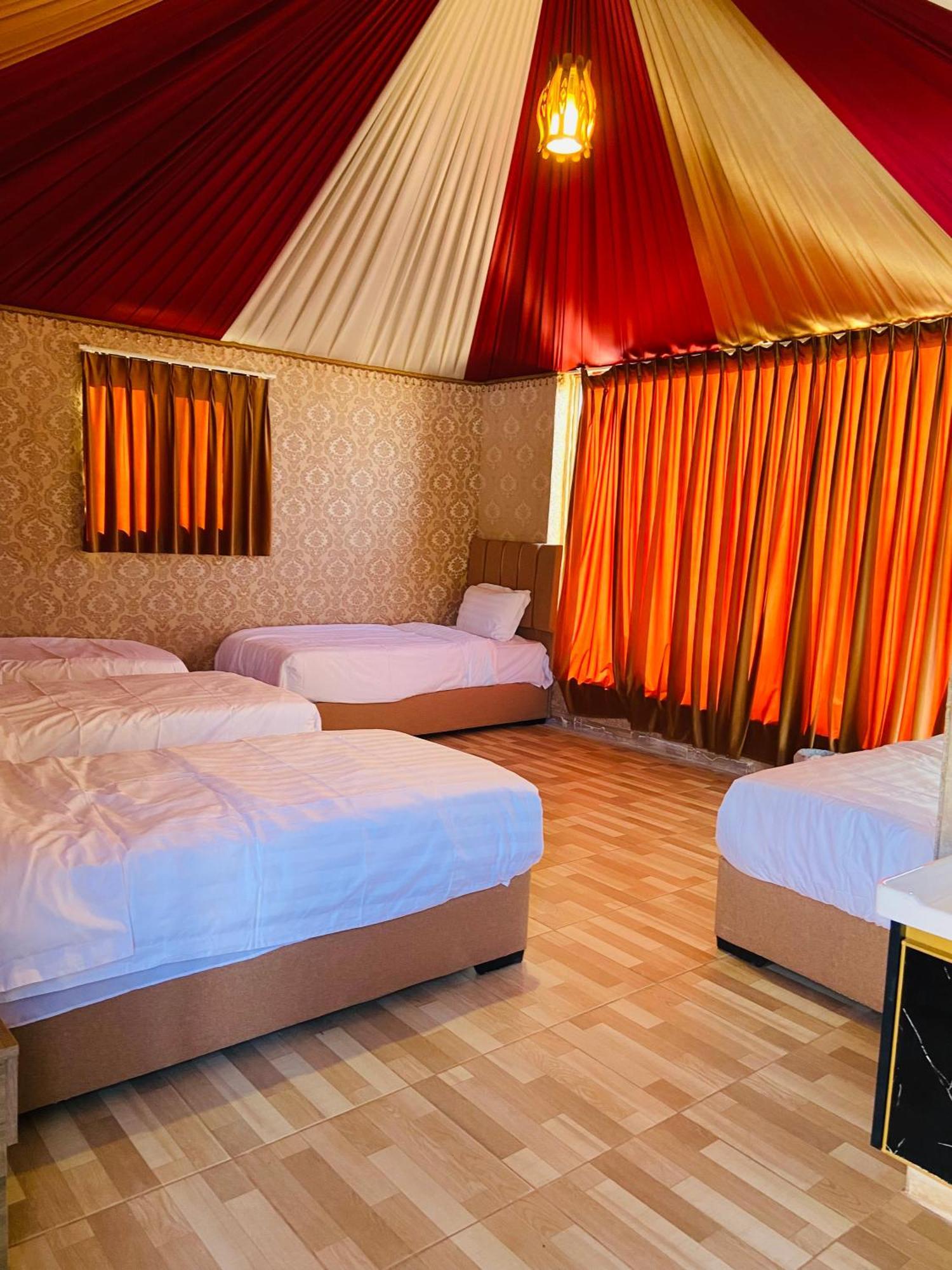 Faisal Wadi Rum Camp エクステリア 写真