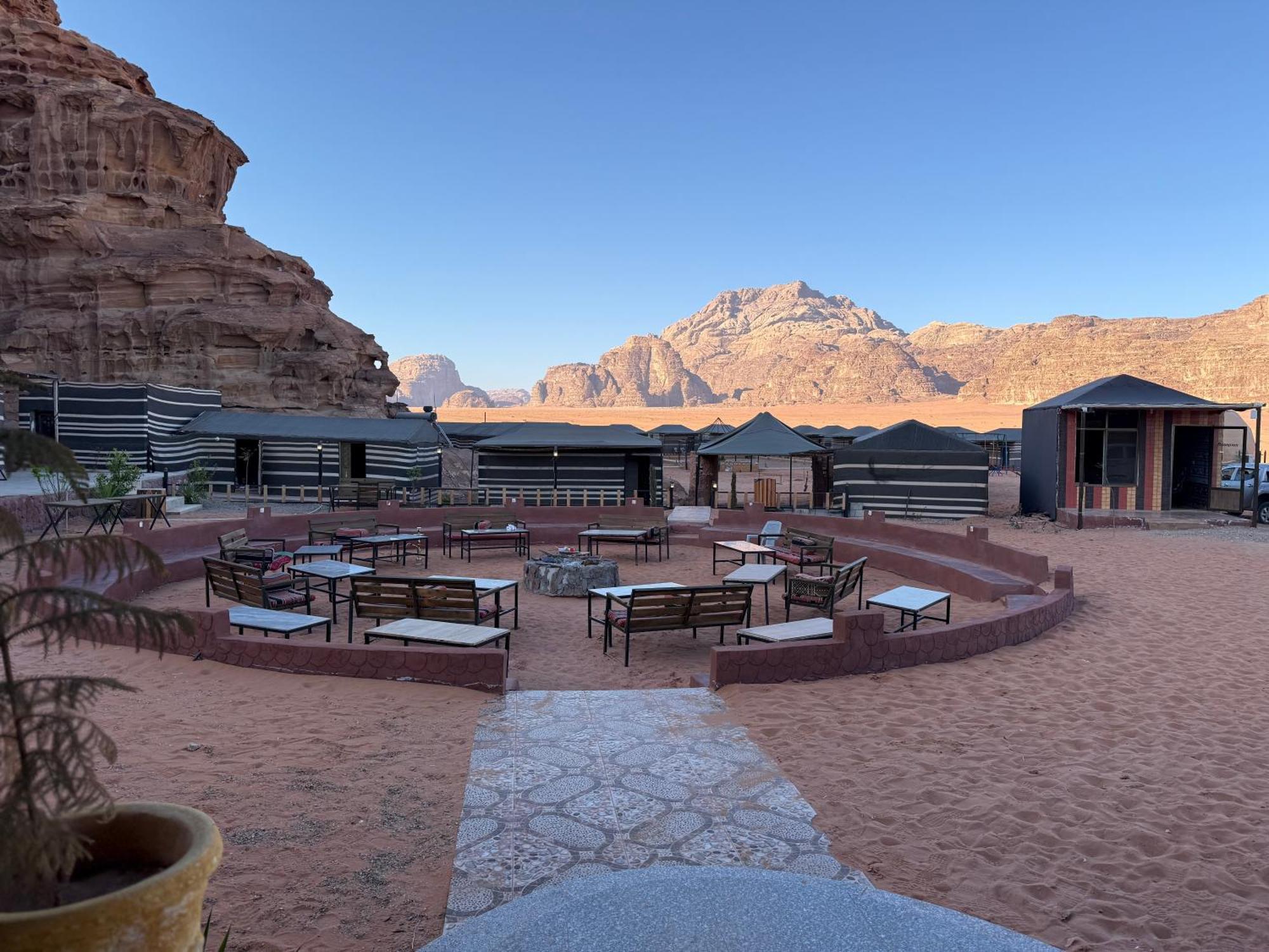 Faisal Wadi Rum Camp エクステリア 写真